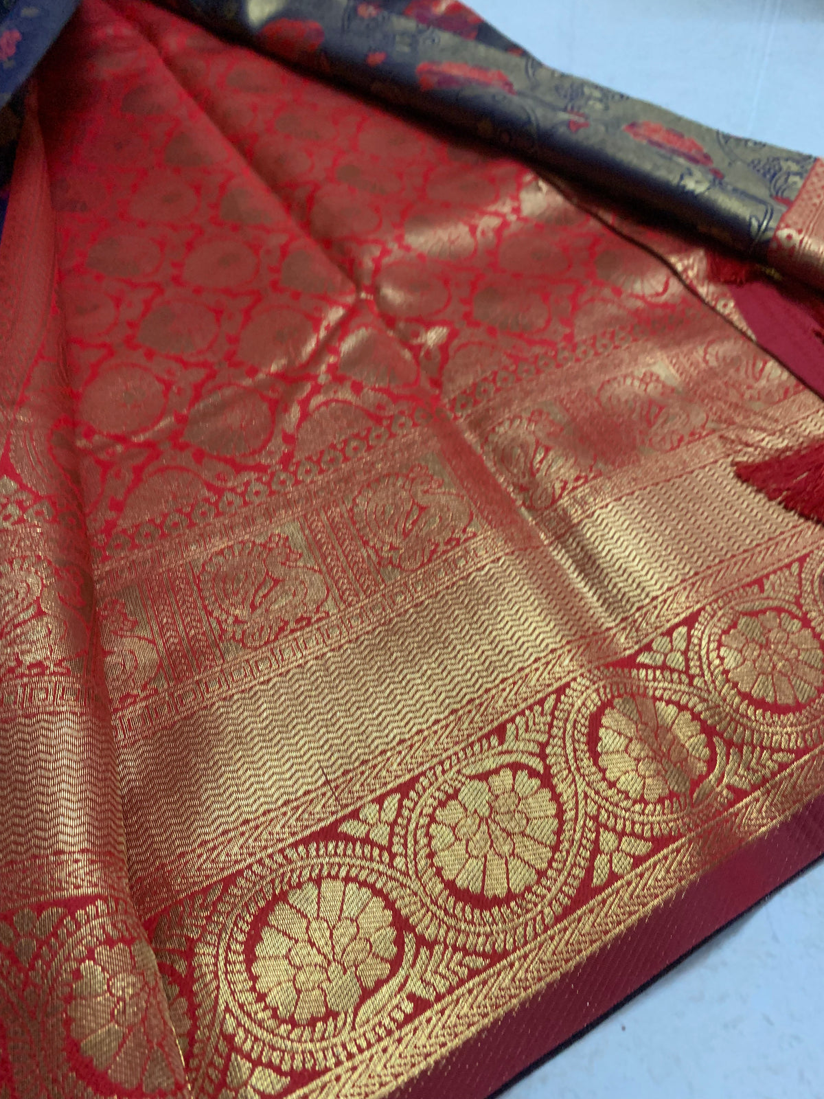Red & Olive Green Floral Woven Kathpadar Silk Saree with Antique Gold Border